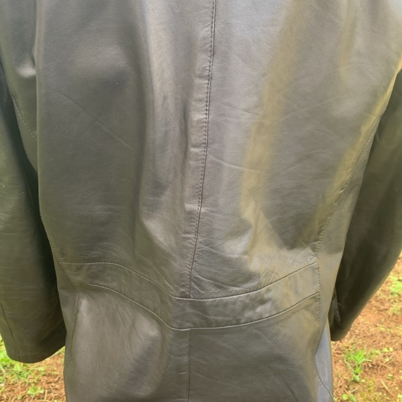 Leather jacket - Picture 7 of 12